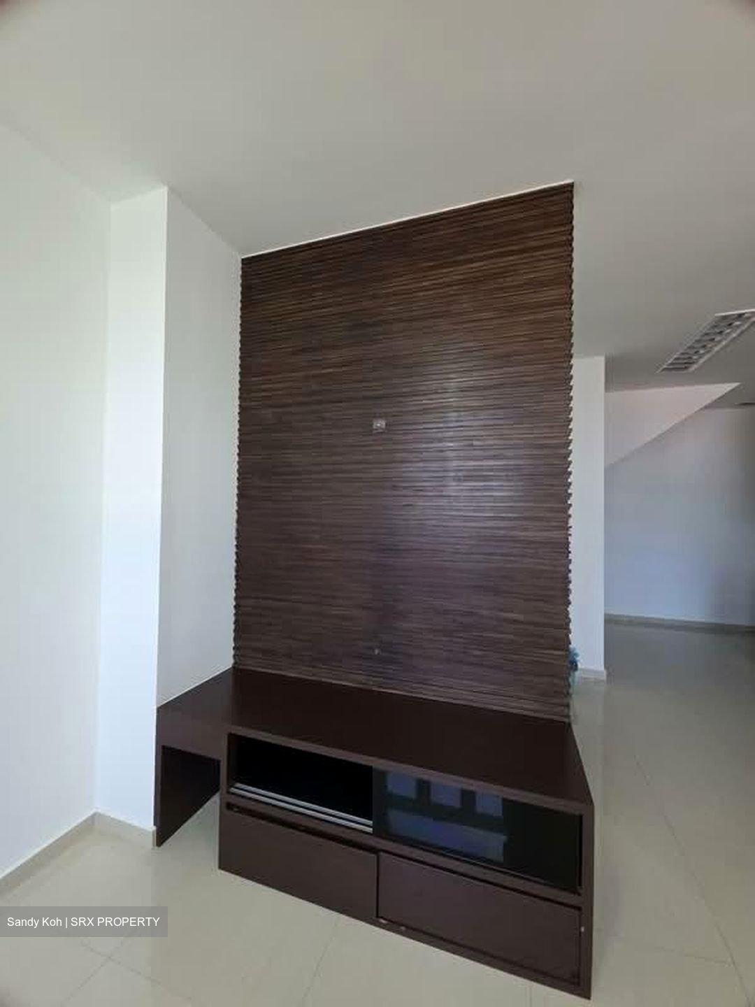 East Coast Road (D15), Apartment #568875091